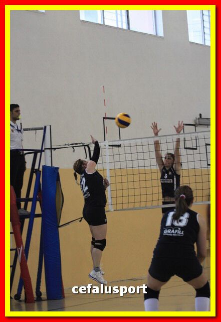 150523 volley 402_tn.jpg